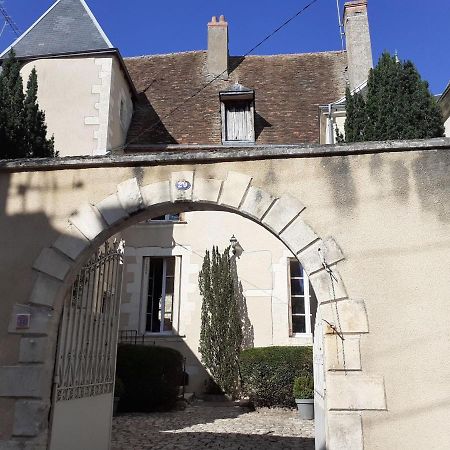 אפרטהוטל איסודן Le Logis De Saint Cyr מראה חיצוני תמונה