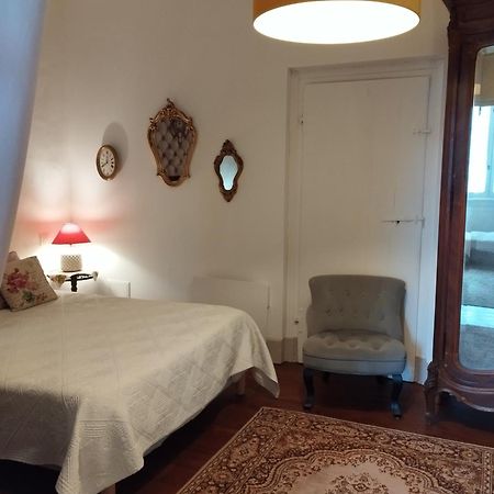 אפרטהוטל איסודן Le Logis De Saint Cyr מראה חיצוני תמונה