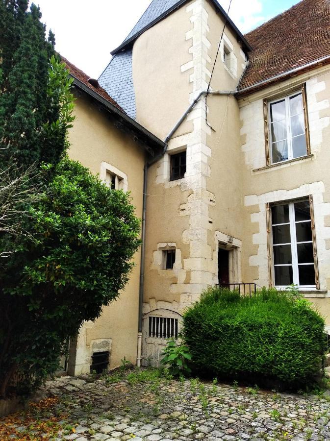 אפרטהוטל איסודן Le Logis De Saint Cyr מראה חיצוני תמונה