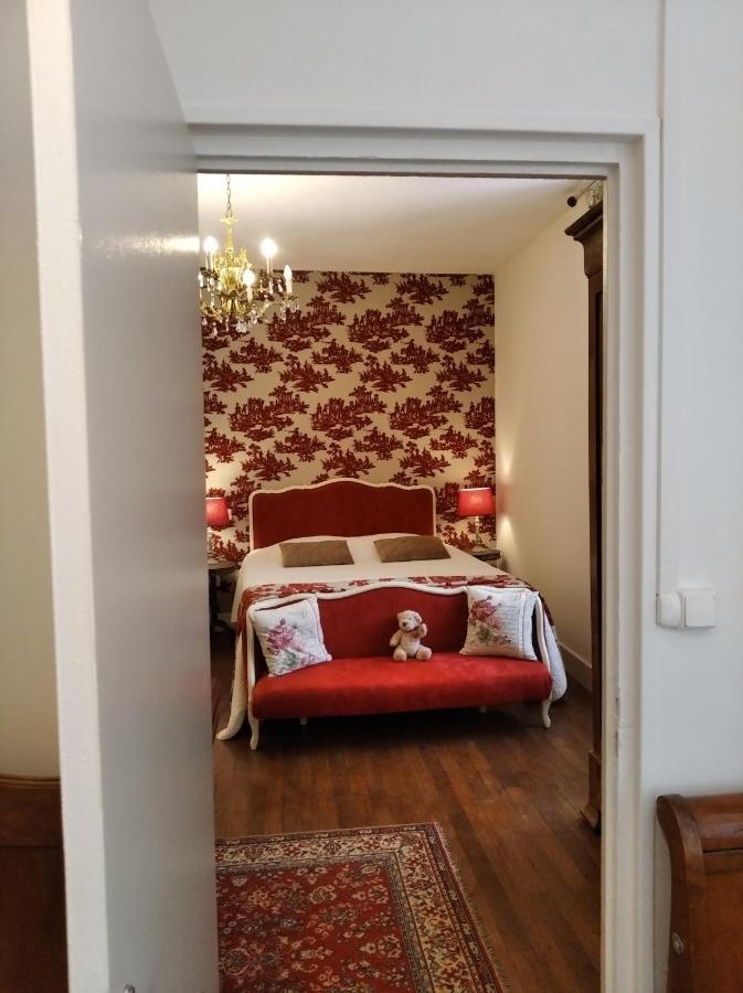 אפרטהוטל איסודן Le Logis De Saint Cyr מראה חיצוני תמונה